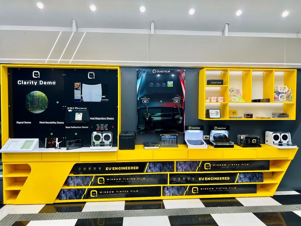 Flagship Workshop QUAD Film USA - Nơi chủ xe kiểm chứng hiệu quả phim cách nhiệt - 3