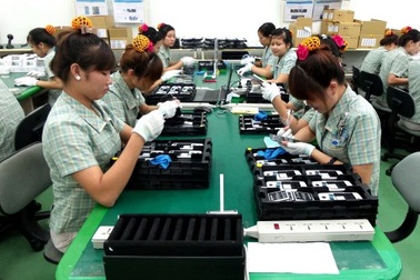 Mỗi ngày lương 1 triệu đồng, công nhân ở lại làm Tết