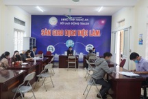 Thị trường việc làm đầu năm: Doanh nghiệp cần, người lao động không vội