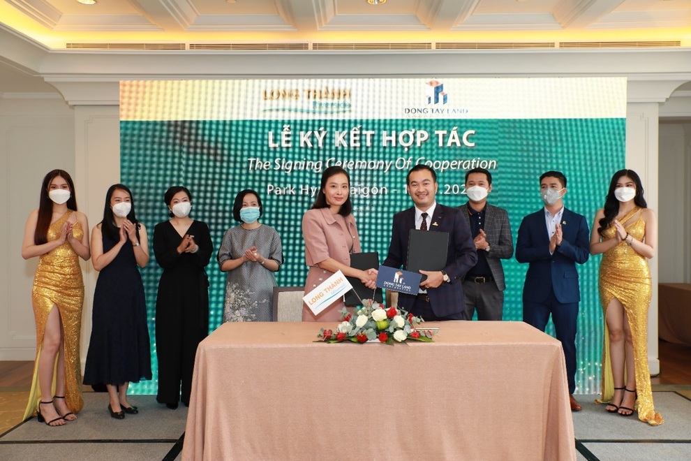 Lễ ký kết hợp tác phân khu Moonlight Villas dự án iD Junction - 2 Lễ ký kết hợp tác phân khu Moonlight Villas dự án iD Junction - 2