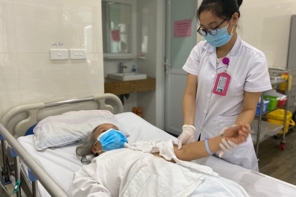Thực hư thử thách đo đột quỵ danh hài Chí Tài thất bại trước khi qua đời - 3 Thực hư thử thách đo đột quỵ danh hài Chí Tài thất bại trước khi qua đời - 3