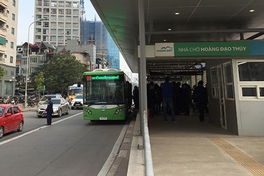 Xe buýt nhanh nhanh hơn buýt thường 5-10 phút