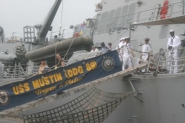 Tàu hải quân Hoa Kỳ thăm Đà Nẵng