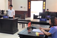 Cô gái bị tống tiền vì "ngây thơ" gửi video nhạy cảm cho bạn trên mạng