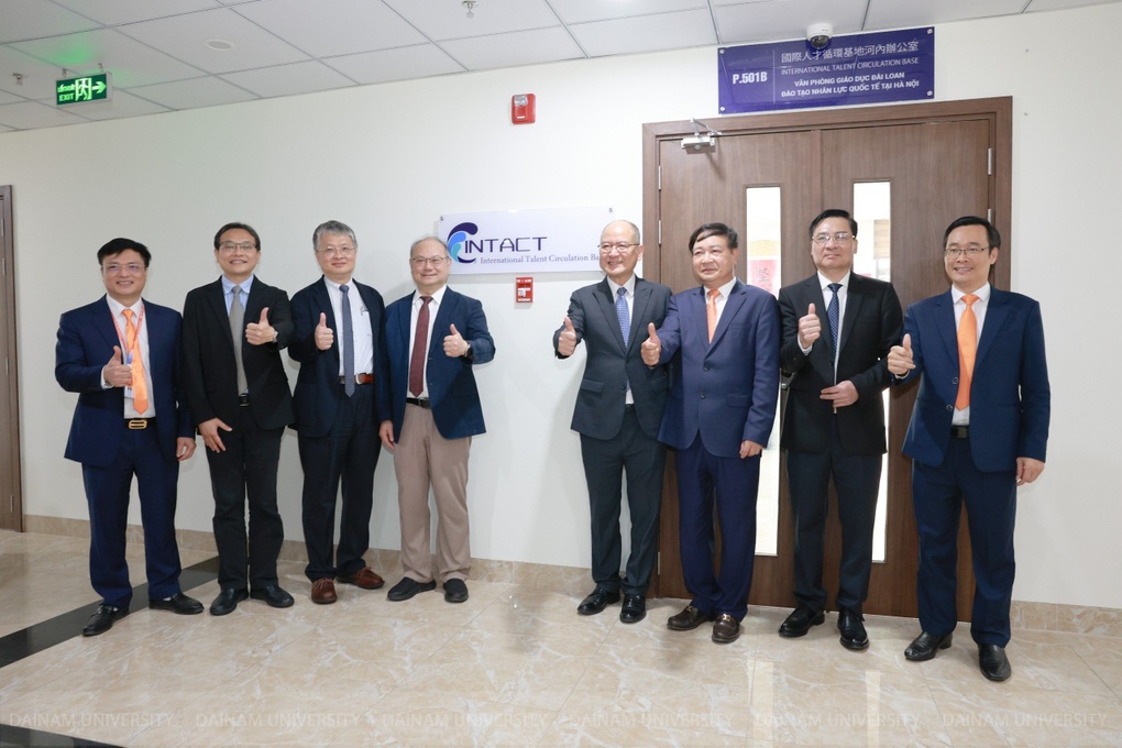 Đài Loan đặt văn phòng tuyển dụng nhân tài tại Trường Đại học Đại Nam - 5 Đài Loan đặt văn phòng tuyển dụng nhân tài tại Trường Đại học Đại Nam - 5