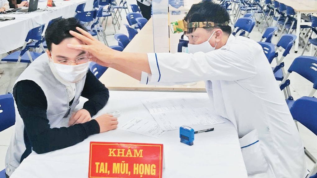 Những hỗ trợ thiết thực, chia sẻ rủi ro với người lao động - 1 Những hỗ trợ thiết thực, chia sẻ rủi ro với người lao động - 1