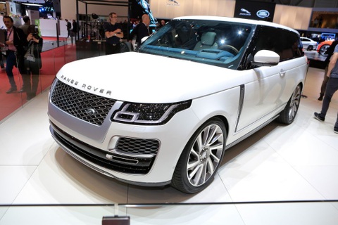 SUV 2 cửa Range Rover SV Coupe - Cuộc chơi táo bạo của Land Rover