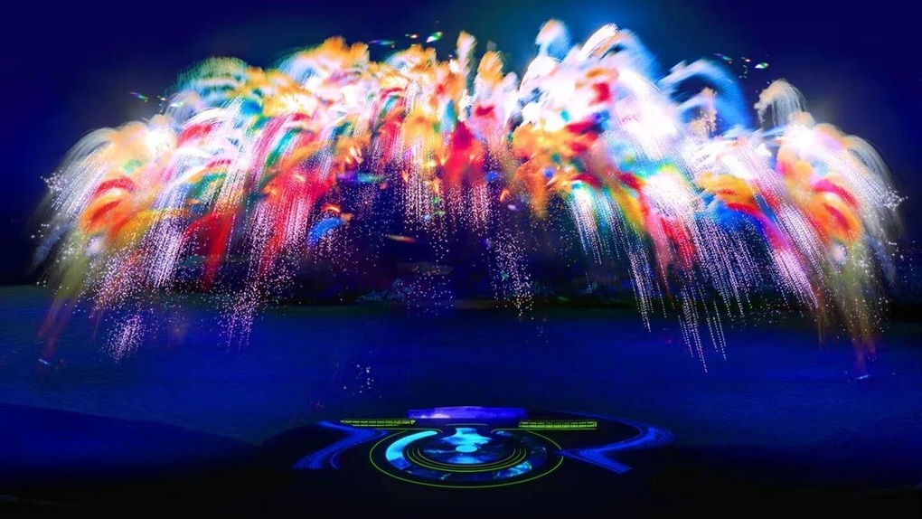 Espectadores fogem enquanto drones caem como “chuva de fogo” em festival na China - 1 Khán giả tháo chạy khi drone rơi như “mưa lửa” trong lễ hội ở Trung Quốc - 1