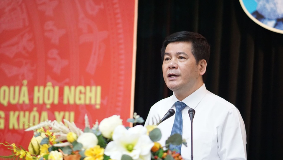 Đại hội Đảng và những trường hợp đặc biệt về tuổi nhân sự lãnh đạo - 1 Đại hội Đảng và những trường hợp đặc biệt về tuổi nhân sự lãnh đạo - 1