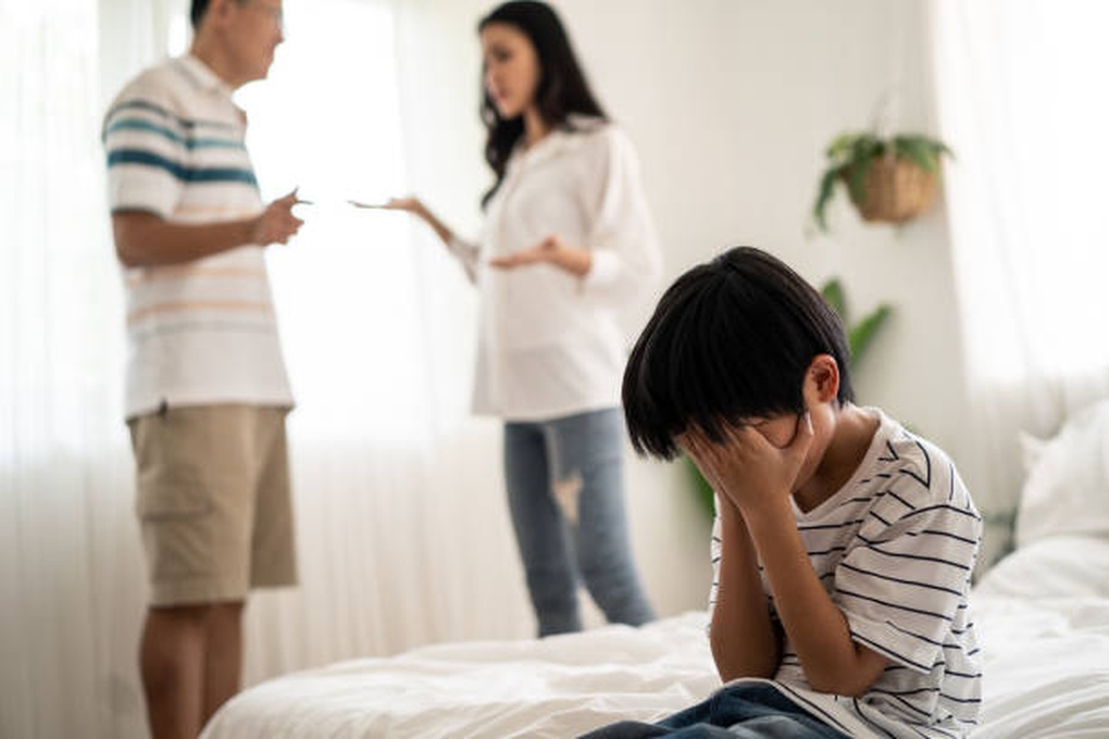 Người vợ nhiều lần bị chồng đánh vẫn không ly hôn: Xin chị hãy nghĩ lại - 1 Người vợ nhiều lần bị chồng đánh vẫn không ly hôn: Xin chị hãy nghĩ lại - 1