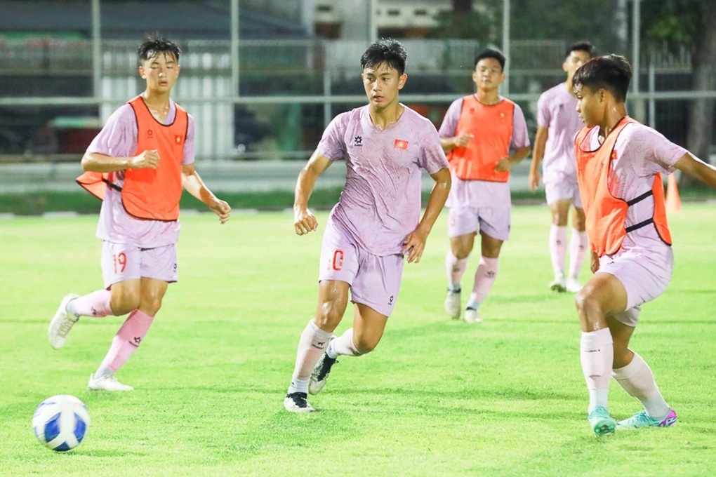 U16 Việt Nam sẵn sàng đối đầu U16 Campuchia ở giải Đông Nam Á - 1