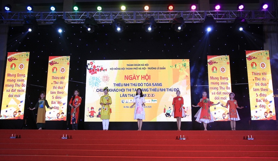 Hai nữ sinh giành giải Nhất hội thi “Tài năng thiếu nhi Thủ đô” - 1 Hai nữ sinh giành giải Nhất hội thi “Tài năng thiếu nhi Thủ đô” - 1