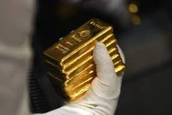 Giá vàng thế giới giảm không phanh, điều gì khiến nhà đầu tư ồ ạt bán ra?
