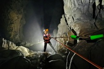 Cô gái 23 tuổi thử thách bản thân bằng những chuyến du lịch mạo hiểm