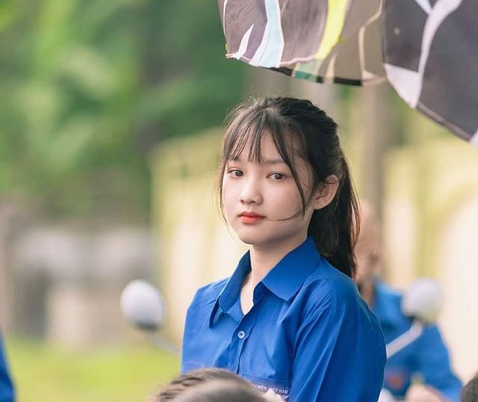 Điểm danh những gương mặt hot girl nổi bật trong tháng 8 - 7 Điểm danh những gương mặt hot girl nổi bật trong tháng 8 - 7