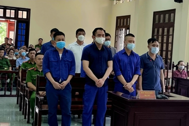 Cựu Trưởng Công an quận Đồ Sơn cùng thuộc cấp hầu tòa