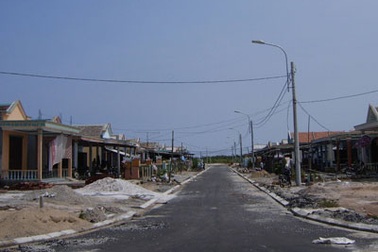 Dân tái định cư tha hương vì không đất sản xuất