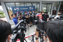 HLV Akira Nishino tuyên bố vượt mặt đội tuyển Việt Nam trong năm 2021