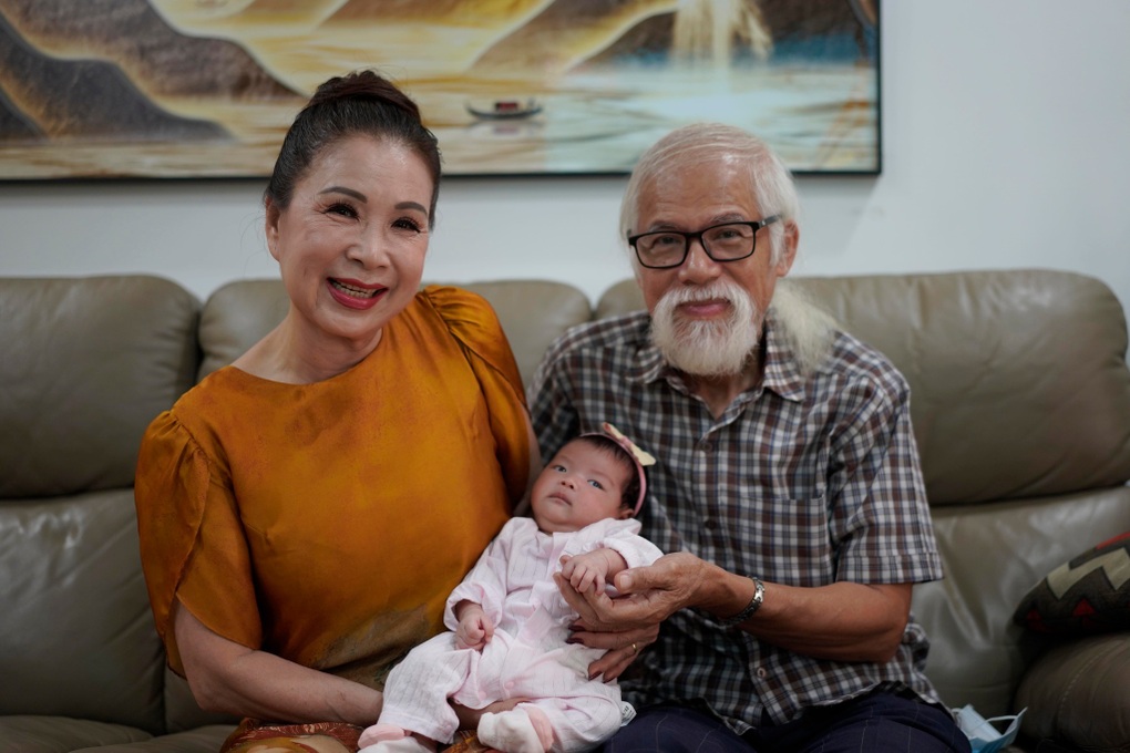 NSND Kim Xuân và hôn nhân 40 năm: Chồng đưa đón, Tết không áp lực việc nhà - 1 NSND Kim Xuân và hôn nhân 40 năm: Chồng đưa đón, Tết không áp lực việc nhà - 1