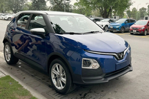 Qua thời ô tô "chẳng có gì để hỏng", xe giá rẻ cũng ngập tràn công nghệ