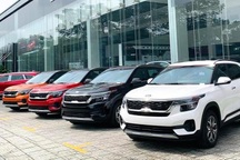 Kia Seltos tăng giá 10 triệu đồng, Hyundai Kona, EcoSport liên tục ưu đãi
