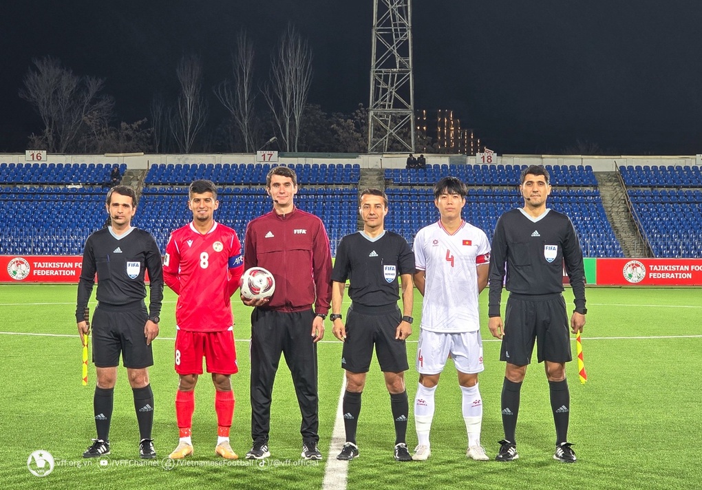 U23 Việt Nam đánh bại U23 Tajikistan nhờ siêu phẩm của Nhật Nam - 1 U23 Việt Nam đánh bại U23 Tajikistan nhờ siêu phẩm của Nhật Nam - 1