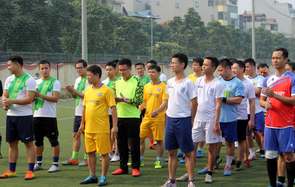 Báo Dân trí về Nhì giải bóng đá chào mừng 75 năm ngày thành lập QĐND Việt Nam - 2 Báo Dân trí về Nhì giải bóng đá chào mừng 75 năm ngày thành lập QĐND Việt Nam - 2