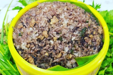 Thứ xôi từ quả rừng gây "sốt" giữa thủ đô