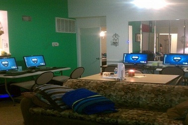 Gaming House - Tuy lạ mà quen