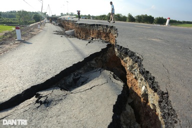 Vụ lún đường như động đất ở Tây Ninh: Cần đơn vị độc lập kiểm tra