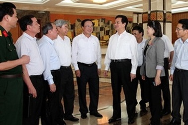 Thủ tướng Nguyễn Tấn Dũng tiếp xúc cử tri Hải Phòng