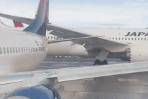 Những vụ va quệt máy bay từng xảy ra gây thiệt hại nặng nề trên thế giới