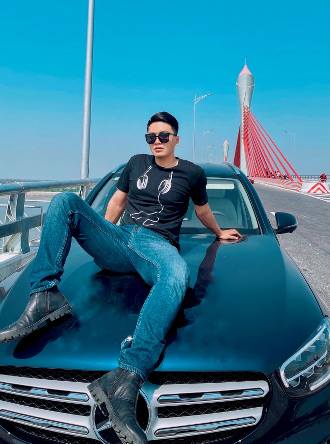 Gặp lại hot boy trường Y năm nào nay đã là bác sĩ điển trai như tài tử - 7 Gặp lại hot boy trường Y năm nào nay đã là bác sĩ điển trai như tài tử - 7