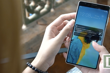 Điểm tin công nghệ: iPhone XS Max "chạm sàn", điện thoại gập thực tế là máy tính bảng
