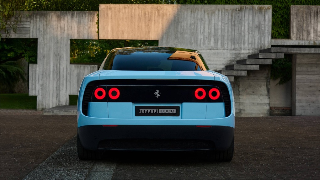 Ferrari ra mắt mẫu xe đầu tiên có thể chở được 5 người - 2