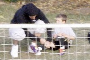 David Beckham thể hiện hình ảnh người cha mẫu mực