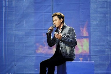 Quang Đại lập kỷ lục X-Factor với dòng nhạc bolero