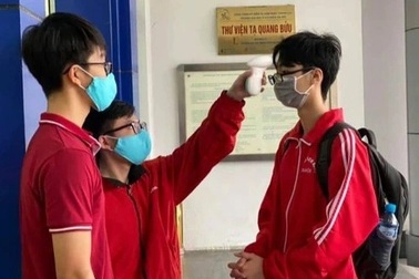 Trường ĐH Bách khoa Hà Nội cho sinh viên trở lại trường học từ ngày 25/11