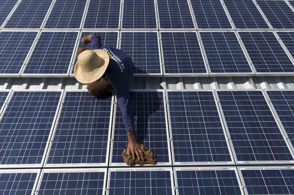 Menschen installieren Solarstrom für den Eigenbedarf: EVN sagt, sie müssen ihn melden, nicht um Erlaubnis fragen - 3 Dân lắp điện mặt trời tự dùng: EVN nói cần thông báo, không phải xin phép - 3