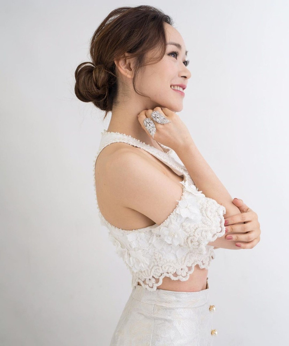 Cái kết bất ngờ của cựu hoa hậu chịu nhiều điều tiếng vì làm mẹ đơn thân - 5 Cái kết bất ngờ của cựu hoa hậu chịu nhiều điều tiếng vì làm mẹ đơn thân - 5