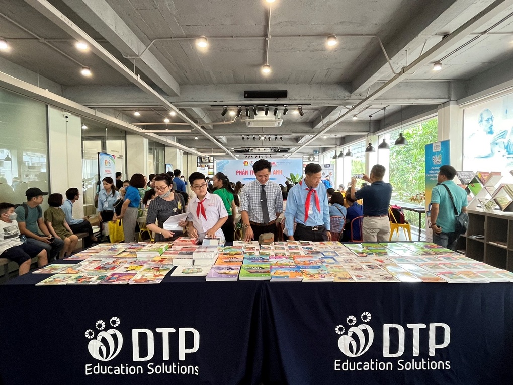 DTP đồng hành và trao tặng học bổng tại Festival Nhà văn hóa thiếu nhi toàn quốc lần thứ VII - 2 DTP đồng hành và trao tặng học bổng tại Festival Nhà văn hóa thiếu nhi toàn quốc lần thứ VII - 2