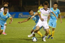 Tiền vệ Tuấn Anh nói gì sau màn tái xuất ở HAGL?