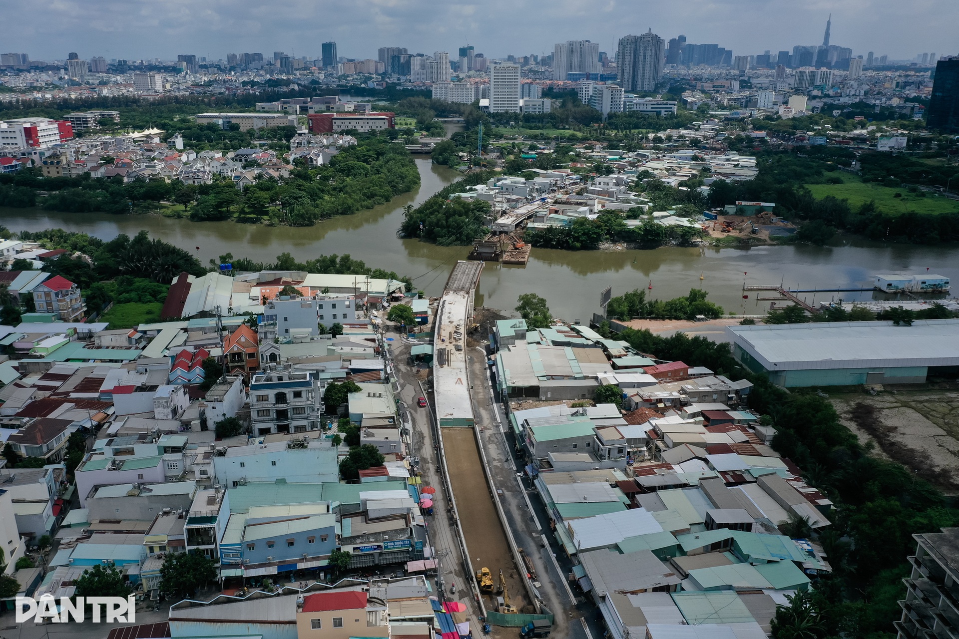 Hiện trạng hai dự án giao thông trọng điểm ở cửa ngõ phía Nam TPHCM - 6 Hiện trạng hai dự án giao thông trọng điểm ở cửa ngõ phía Nam TPHCM - 6