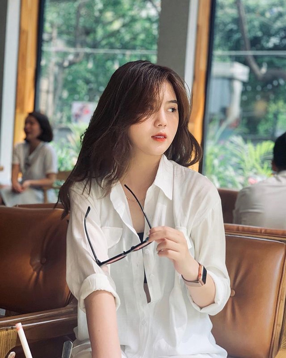 Cận cảnh nhan sắc xinh như mộng của bạn gái cầu thủ Thành Chung - 7 Cận cảnh nhan sắc xinh như mộng của bạn gái cầu thủ Thành Chung - 7