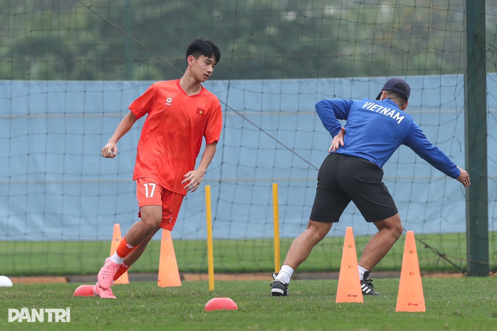 Báo Đông Nam Á bình luận về cầu thủ thi đấu tại Hà Lan của U17 Việt Nam - 2 Báo Đông Nam Á bình luận về cầu thủ thi đấu tại Hà Lan của U17 Việt Nam - 2