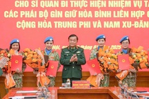 8 sĩ quan Việt Nam lên đường nhận nhiệm vụ gìn giữ hòa bình Liên Hợp Quốc