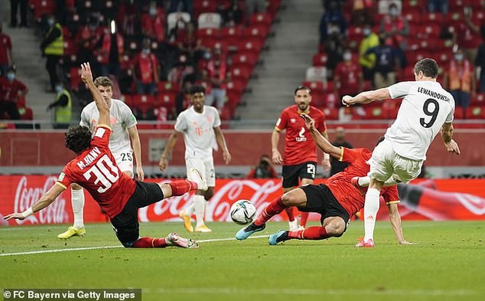 Lewandowski lập cú đúp, Bayern Munich vào chung kết FIFA Club World Cup - 2 Lewandowski lập cú đúp, Bayern Munich vào chung kết FIFA Club World Cup - 2