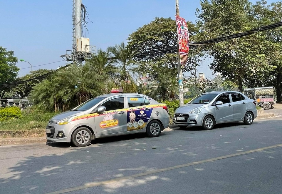 Xe ôm công nghệ liên tục tăng giá, xe cỏ đầu ngõ được thời - 2 Xe ôm công nghệ liên tục tăng giá, xe cỏ đầu ngõ được thời - 2