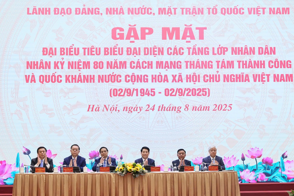 Chủ tịch nước: Phát huy tinh thần yêu nước, khát vọng vươn lên của dân tộc - 3