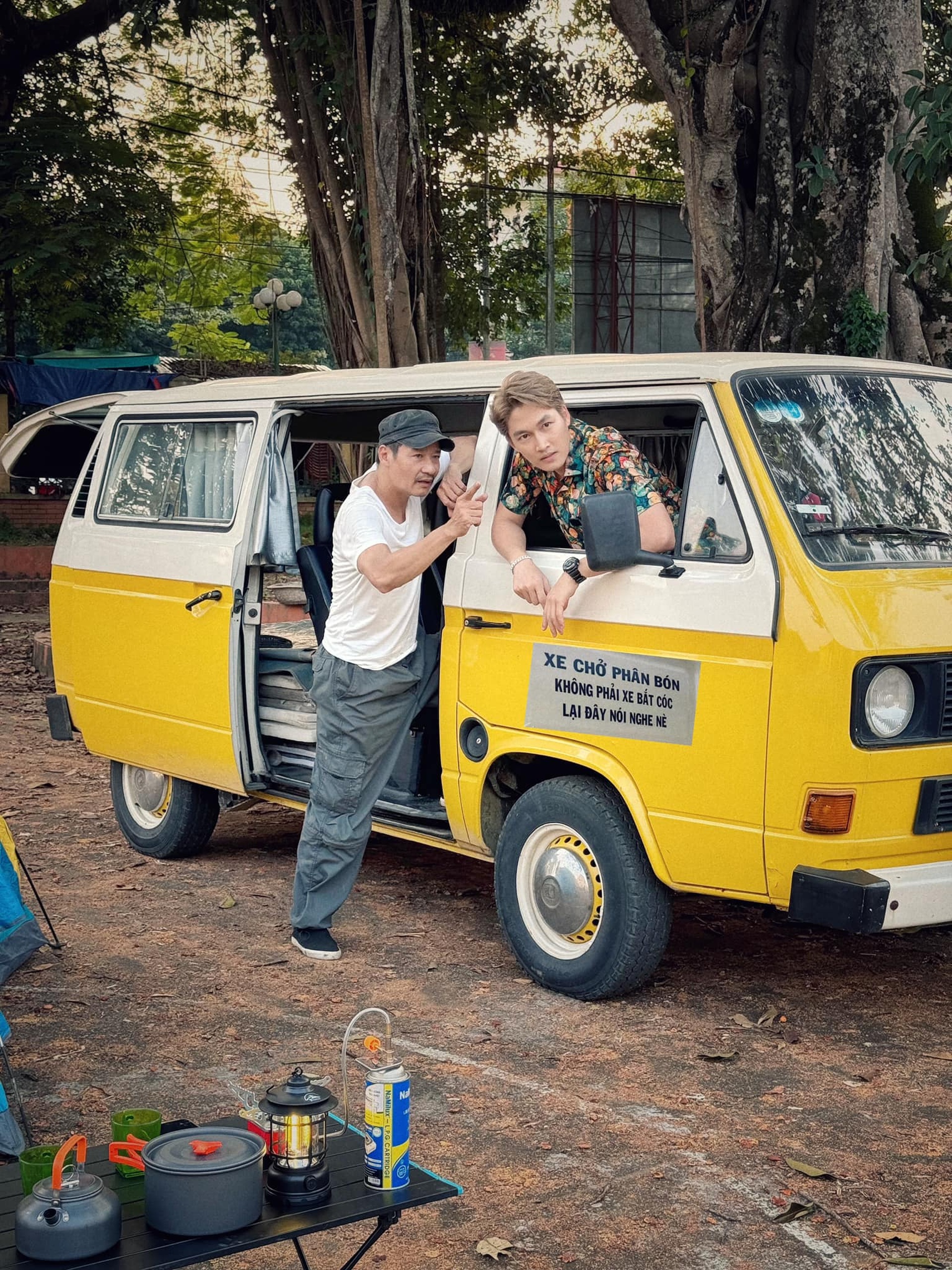 Đình Tú từng thử vai phim Độc đạo, đóng với ai người đó... lấy chồng - 4 Đình Tú từng thử vai phim Độc đạo, đóng với ai người đó... lấy chồng - 4